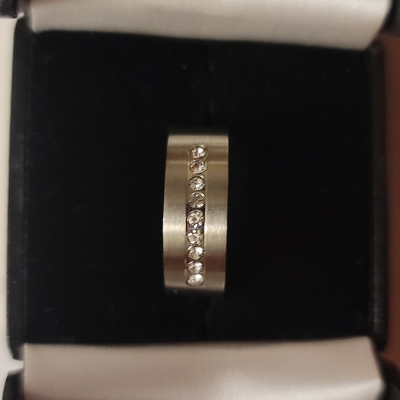 BEAUTIFUL MENS BAND RING SIZE 11 - Picture 2 of 4